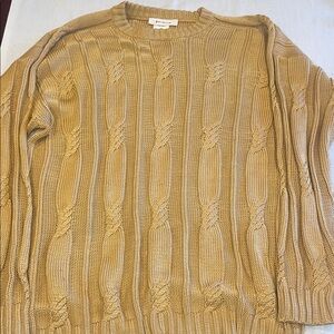 0210102 GO>Silk Cable Knit Sweater EUC May even be new. SZ 2 see pics